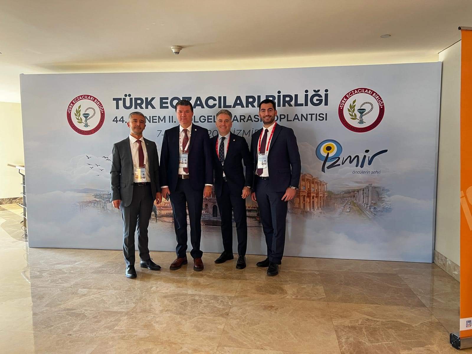 Türk Eczacıları Birliği 44. Dönem 2. Bölgelerarası Toplantısı İzmir’de gerçekleştirildi 